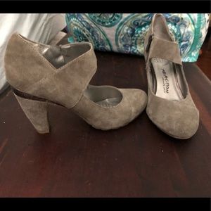 Kenneth Cole Reaction heels